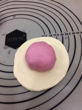 放上红面団，收口朝下包好