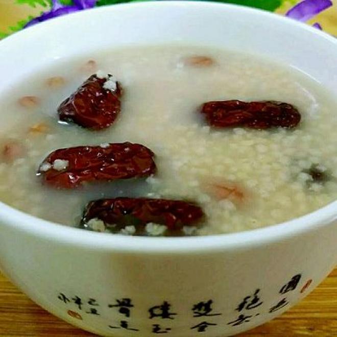 红枣小米粥