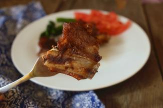 香喷喷的烤羊排就做好了，香味诱惑的有点等不及拍照了