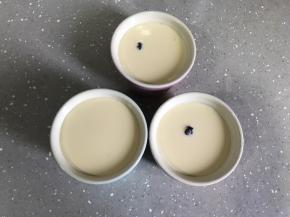 面糊倒入模具7、8分满。