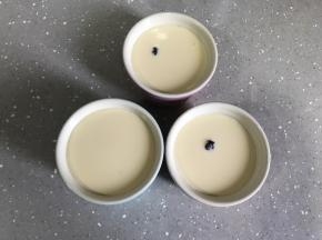 面糊倒入模具7、8分满。