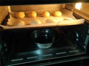 放烤箱二次发酵至一倍大。