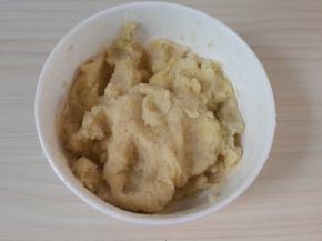 戴上手套抓均匀。