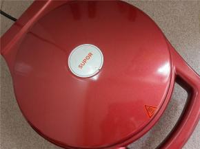 盖子盖上。上盘也一起打开开关。3分钟。