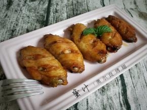 蜜汁奥尔良烤翅。