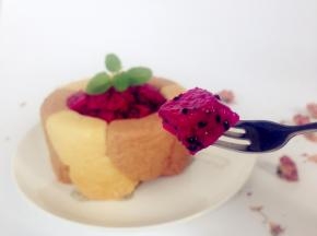 装上应季水果，就可以美美享用啦