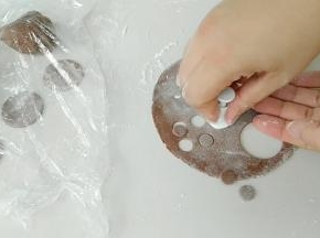 这一步是做眼睛。