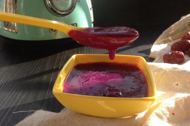 紫薯红枣银耳羹