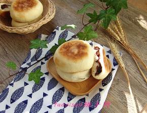 趁热吃，外皮很是酥脆呢！