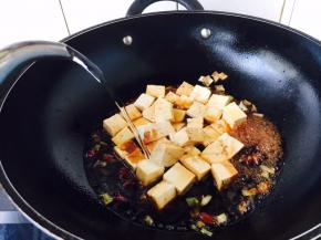 倒入准备好的开水