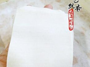 外边买的馄饨皮（也可以自己做，今天偷懒了）