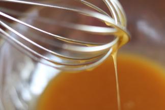 一定要完全混合均匀，如图。