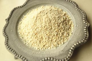 用料理机打碎，不要打的太细腻，有些颗粒感更好。