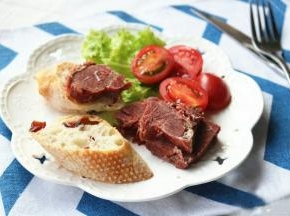 切断做早餐，超赞。