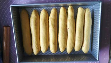 搓好的面团，放入烤盘，密封发酵（室温30度40分钟）。