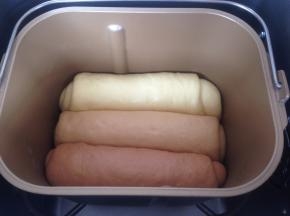 选择面包机的发酵键，时间​45分钟