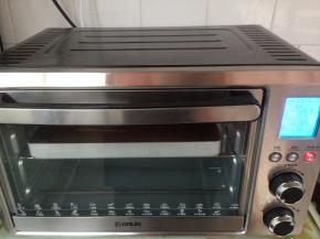 用东菱烤箱170度烤8分钟左右。