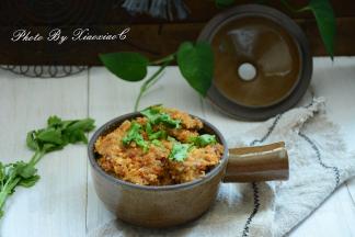 出锅后撒上少许葱或者放上一些芹菜也不错哦。