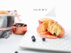 烤箱预热170度烤30分钟左右，具体按各家烤箱不同自行调整