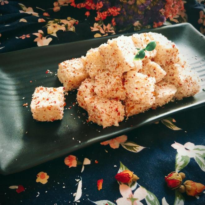 玫瑰椰丝牛奶小方