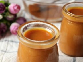 大有用途，各种焦糖味的点心都可以做，直接抹面包也是极好的。