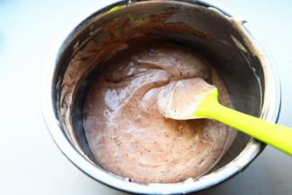 快速翻拌均匀。