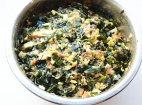 再次拌匀，包子馅就做好了。