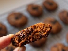 吃到巧克力的时候是惊喜。