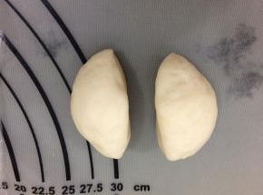然后从中间一切两半