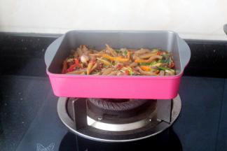 怕凉的可以放在灶上小火煮一会儿，（针对冬天）