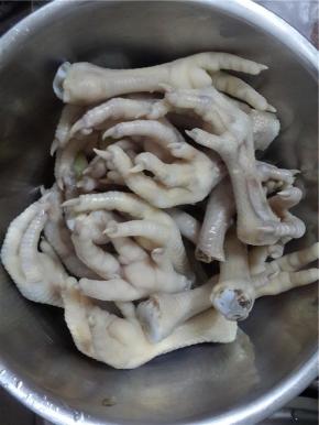 然后捞出洗净。