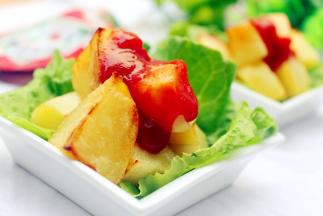 挤上番茄沙司即可。