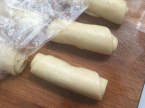 从头上一边卷起，醒20分钟