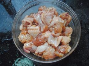 抓匀腌制20分钟