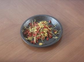 材料洗洗水冲干净。
