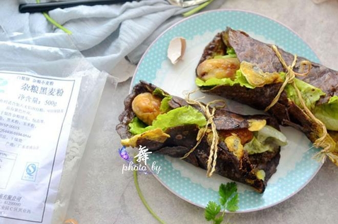 杂粮鱼肠卷饼