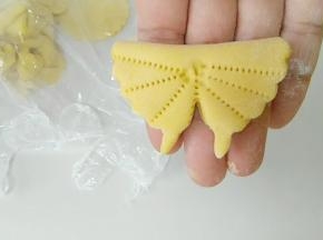 捏出这样的形状。