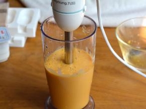 搅拌均匀，放一边待用