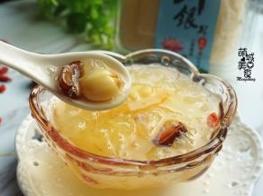 炎热天气给自己熬碗甜羹解解馋吧