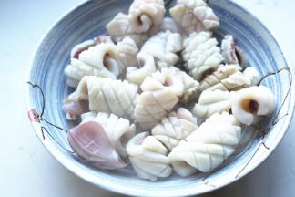 捞出来沥干水分。