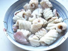 捞出来沥干水分。