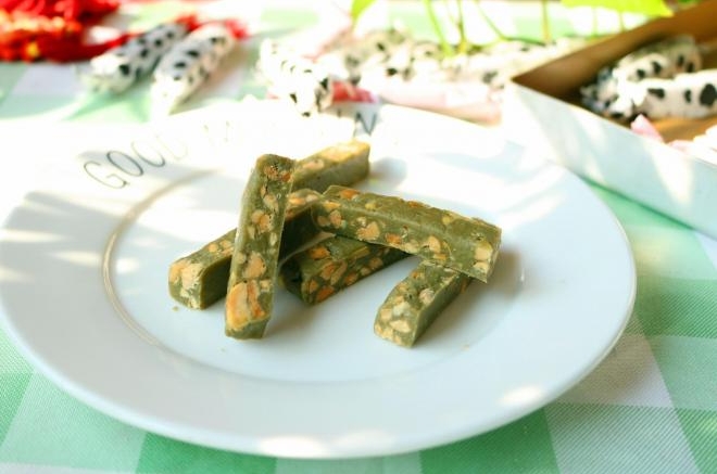 抹茶花生牛轧糖