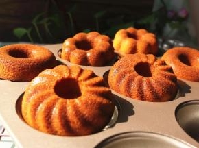 脱模，趁热吃很好吃。