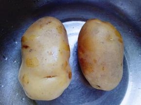 土豆，中大的土豆，可以增减量。