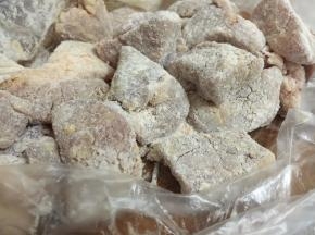 然后拿起来摇一摇，摇均匀就可以了（如图）