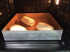 13. 送进预热好的烤箱，上火165度下130度22分钟
出炉后放在烤网上晾凉