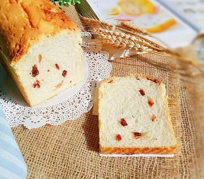 蔓越莓酥菠萝土司