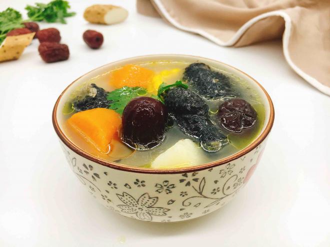 大枣山药乌鸡汤