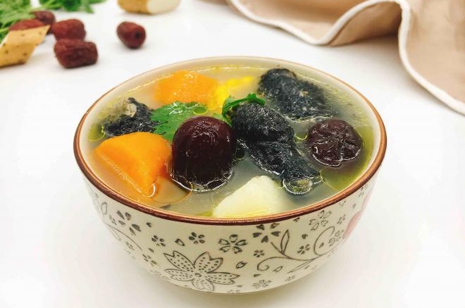 大枣山药乌鸡汤