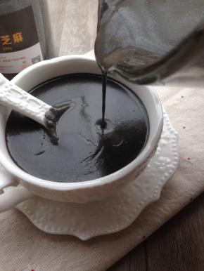 核桃芝麻糊就做好了